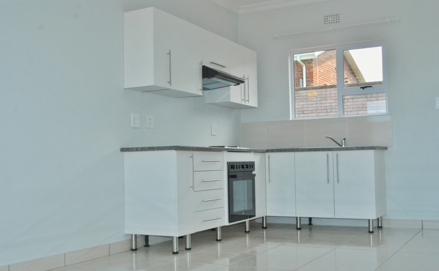 3 Bedroom Property for Sale in Cove Rock Eastern Cape